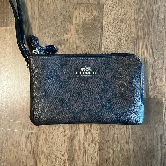 Coach wallet - Picture 1 of 4